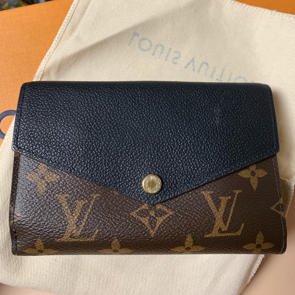 Louis Vuitton Palma’s Compact Wallet